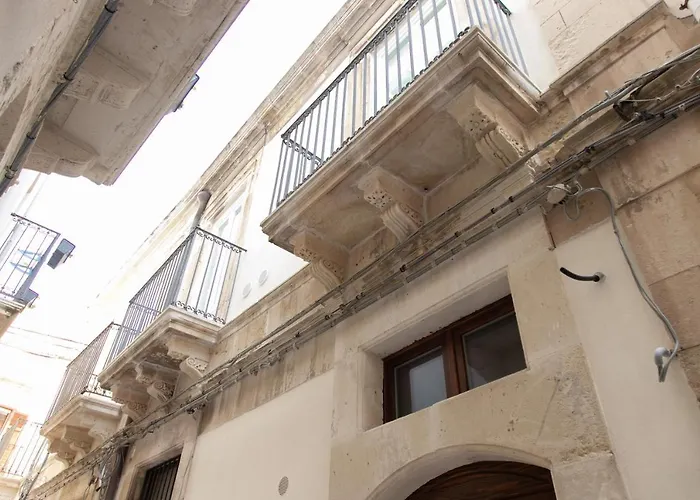 Le Grazie Romantic House By Dimore Trinacria