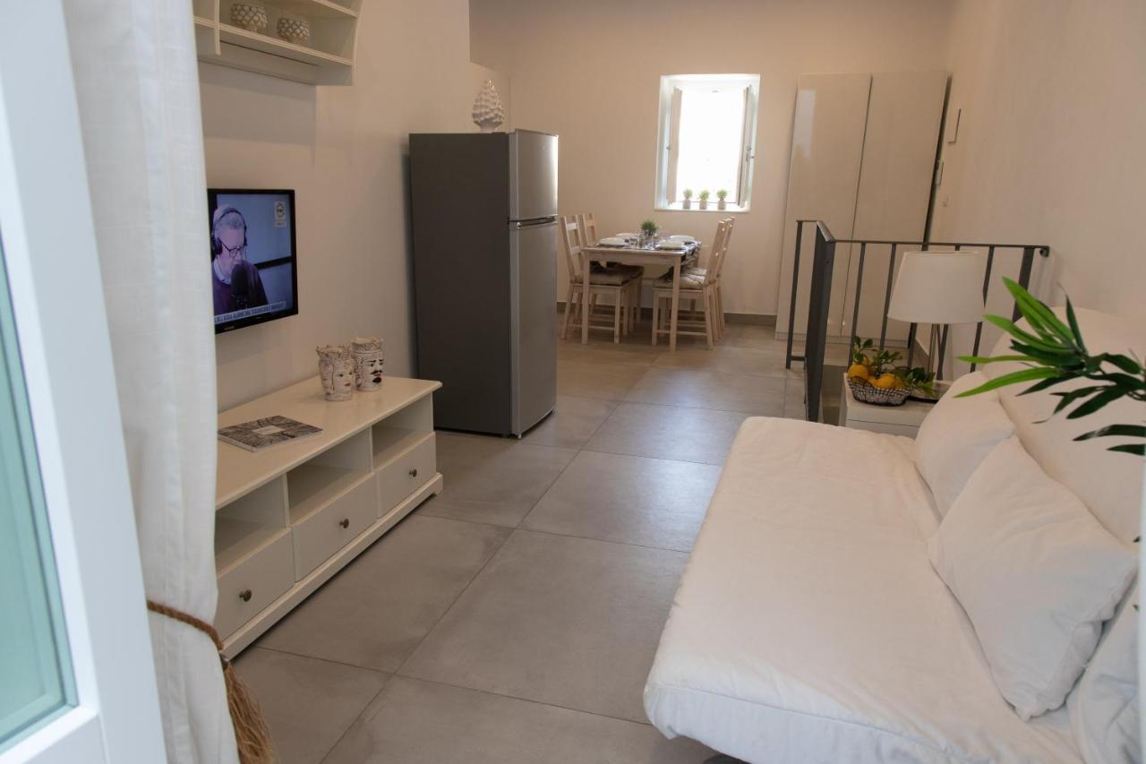 Le Grazie Romantic House By Dimore Trinacria Apartment